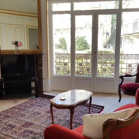 아파트 La Suite De L'Empereur- Elegance & Charme Louis XV 플롬비에레레뱅