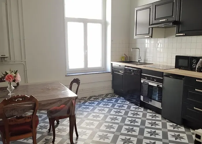 La Suite De L'Empereur- Elegance & Charme Louis XV 아파트