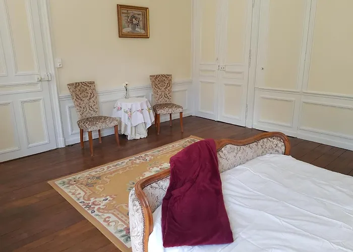 아파트 La Suite De L'Empereur- Elegance & Charme Louis XV 플롬비에레레뱅